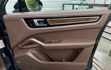 Porsche Cayenne III, 2020 год, 9 322 000 рублей, 24 фотография