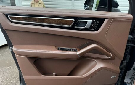 Porsche Cayenne III, 2020 год, 9 322 000 рублей, 26 фотография