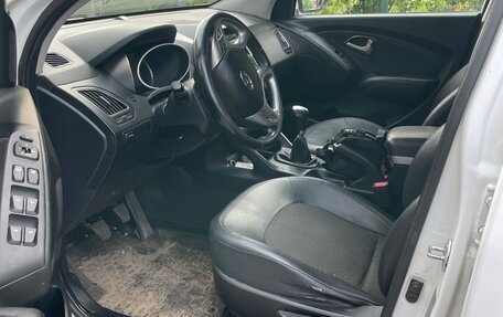 Hyundai ix35 I рестайлинг, 2013 год, 870 000 рублей, 8 фотография