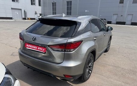 Lexus RX IV рестайлинг, 2020 год, 4 900 000 рублей, 3 фотография
