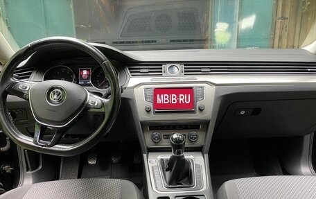 Volkswagen Passat B8 рестайлинг, 2017 год, 1 500 000 рублей, 8 фотография