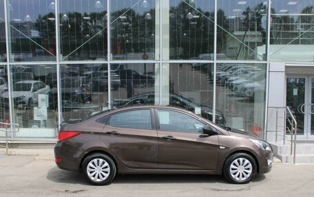 Hyundai Solaris II рестайлинг, 2015 год, 595 000 рублей, 4 фотография