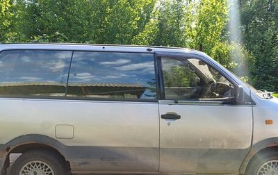 Nissan Largo III (W30), 1994 год, 270 000 рублей, 1 фотография