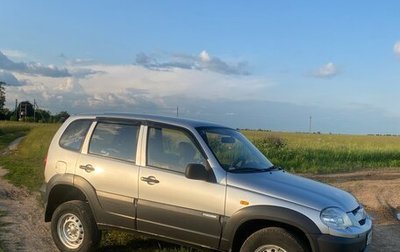 Chevrolet Niva I рестайлинг, 2010 год, 450 000 рублей, 1 фотография