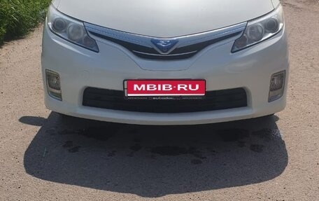 Toyota Estima III рестайлинг -2, 2010 год, 2 050 000 рублей, 1 фотография