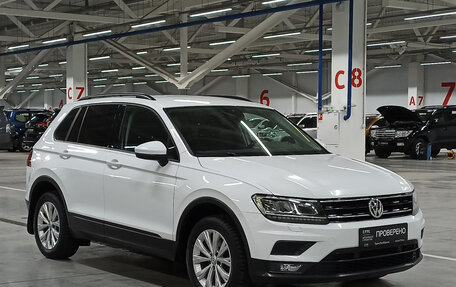 Volkswagen Tiguan II, 2019 год, 1 949 000 рублей, 3 фотография