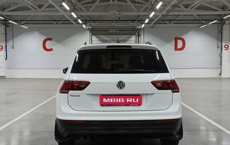 Volkswagen Tiguan II, 2019 год, 1 949 000 рублей, 7 фотография