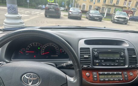 Toyota Camry V40, 2005 год, 1 000 000 рублей, 12 фотография