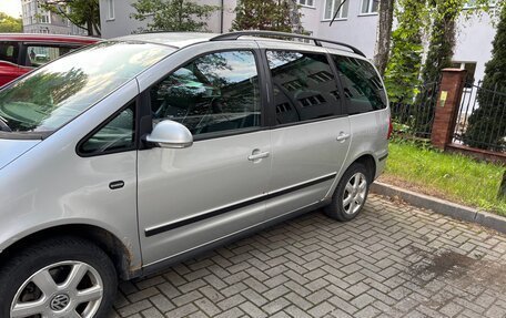 Volkswagen Sharan I рестайлинг, 2003 год, 560 000 рублей, 3 фотография
