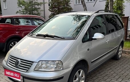 Volkswagen Sharan I рестайлинг, 2003 год, 560 000 рублей, 2 фотография