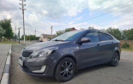 KIA Rio III рестайлинг, 2013 год, 730 000 рублей, 3 фотография
