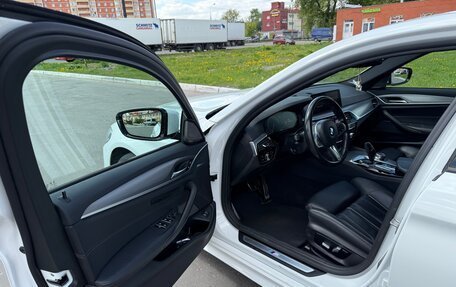 BMW 5 серия, 2019 год, 3 850 000 рублей, 8 фотография