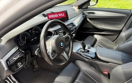 BMW 5 серия, 2019 год, 3 850 000 рублей, 9 фотография