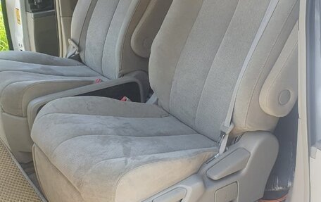 Toyota Estima III рестайлинг -2, 2010 год, 2 050 000 рублей, 18 фотография