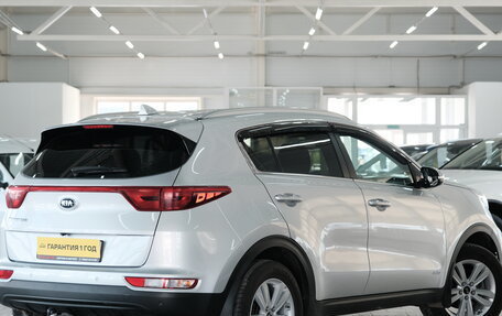 KIA Sportage IV рестайлинг, 2018 год, 2 349 000 рублей, 7 фотография
