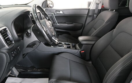 KIA Sportage IV рестайлинг, 2018 год, 2 349 000 рублей, 8 фотография