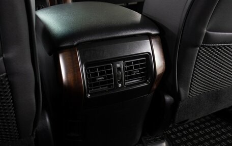Toyota Land Cruiser Prado 150 рестайлинг 2, 2017 год, 3 798 000 рублей, 19 фотография