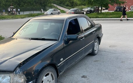 Mercedes-Benz C-Класс, 1998 год, 350 000 рублей, 2 фотография