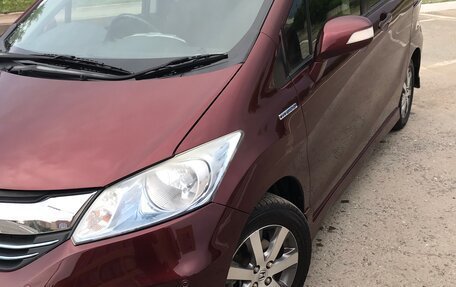 Honda Freed I, 2014 год, 1 200 000 рублей, 14 фотография