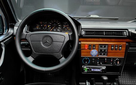 Mercedes-Benz G-Класс W463 рестайлинг _ii, 1996 год, 2 500 000 рублей, 25 фотография