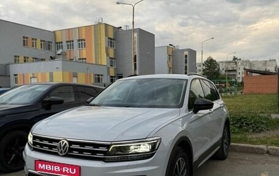 Volkswagen Tiguan II, 2019 год, 2 700 000 рублей, 1 фотография