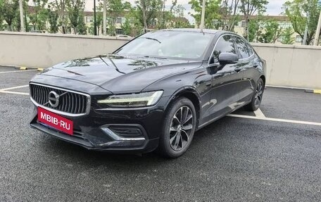 Volvo S60 III, 2022 год, 2 315 000 рублей, 1 фотография