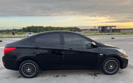 Hyundai Solaris II рестайлинг, 2014 год, 800 000 рублей, 4 фотография