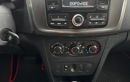 Renault Sandero II рестайлинг, 2019 год, 950 000 рублей, 9 фотография