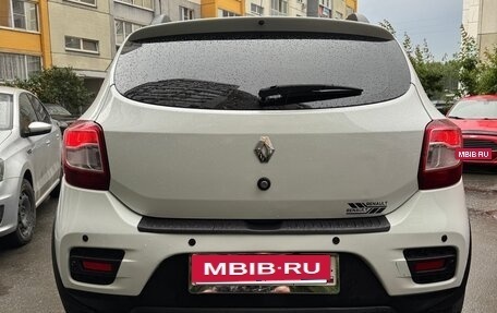 Renault Sandero II рестайлинг, 2019 год, 950 000 рублей, 2 фотография