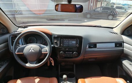 Mitsubishi Outlander III рестайлинг 3, 2012 год, 1 198 000 рублей, 5 фотография
