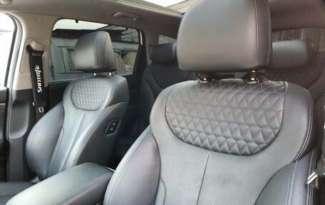 Hyundai Santa Fe IV, 2019 год, 3 600 000 рублей, 26 фотография