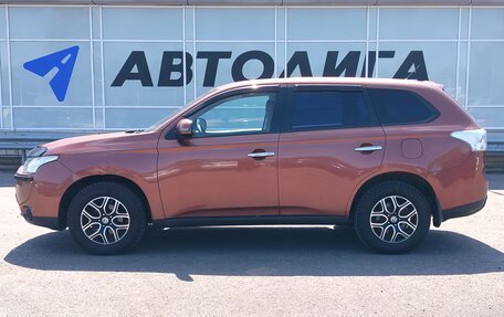 Mitsubishi Outlander III рестайлинг 3, 2012 год, 1 198 000 рублей, 4 фотография
