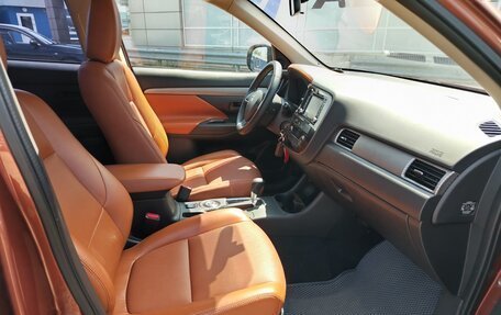 Mitsubishi Outlander III рестайлинг 3, 2012 год, 1 198 000 рублей, 15 фотография