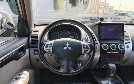 Mitsubishi Pajero Sport II рестайлинг, 2014 год, 1 957 000 рублей, 6 фотография