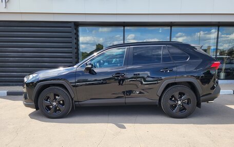 Toyota RAV4, 2021 год, 3 893 000 рублей, 2 фотография
