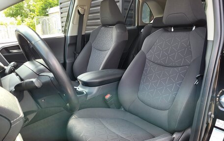 Toyota RAV4, 2021 год, 3 893 000 рублей, 11 фотография