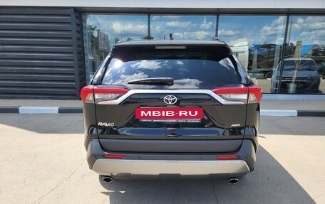Toyota RAV4, 2021 год, 3 893 000 рублей, 4 фотография