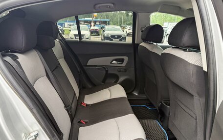 Chevrolet Cruze II, 2012 год, 645 000 рублей, 7 фотография
