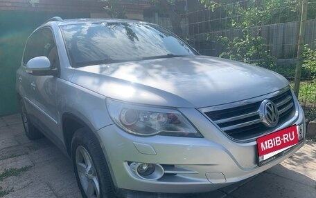 Volkswagen Tiguan I, 2010 год, 1 415 000 рублей, 2 фотография