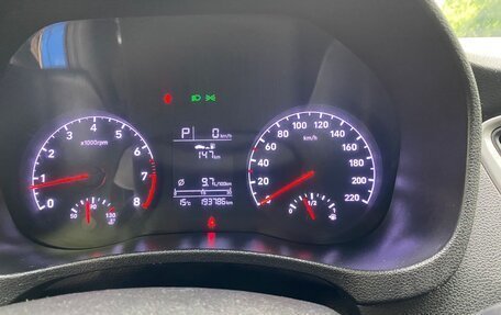 Hyundai Solaris II рестайлинг, 2018 год, 850 000 рублей, 18 фотография