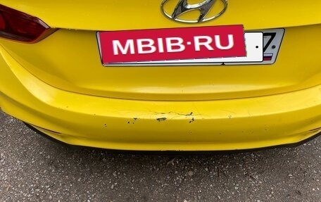 Hyundai Solaris II рестайлинг, 2018 год, 850 000 рублей, 5 фотография
