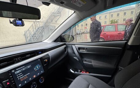 Toyota Corolla, 2013 год, 1 500 000 рублей, 19 фотография