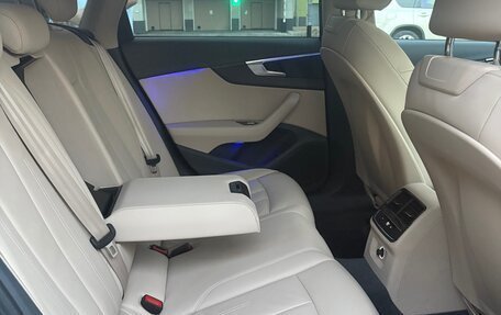 Audi A4, 2018 год, 3 550 000 рублей, 15 фотография