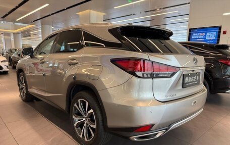Lexus RX IV рестайлинг, 2021 год, 4 690 000 рублей, 4 фотография