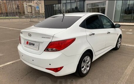 Hyundai Solaris II рестайлинг, 2015 год, 1 300 000 рублей, 4 фотография