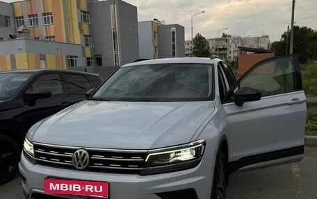 Volkswagen Tiguan II, 2019 год, 2 700 000 рублей, 7 фотография