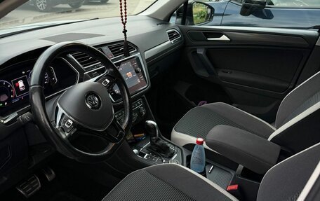 Volkswagen Tiguan II, 2019 год, 2 700 000 рублей, 13 фотография