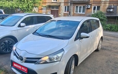 Toyota Verso I, 2014 год, 1 220 000 рублей, 1 фотография