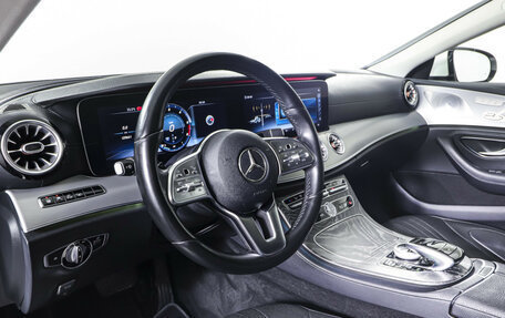 Mercedes-Benz CLS, 2018 год, 4 850 000 рублей, 15 фотография