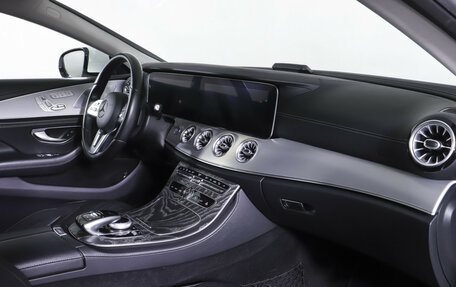 Mercedes-Benz CLS, 2018 год, 4 850 000 рублей, 11 фотография